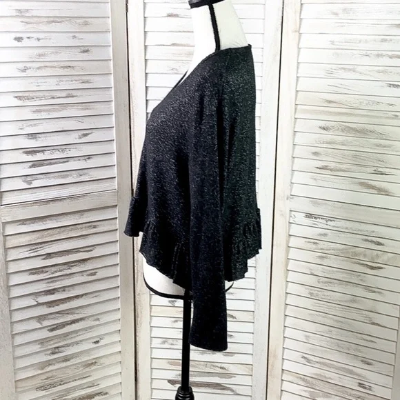 OLIVIA RAE | Lightweight Peplum Soft Sweater Small - Picture 5 of 9